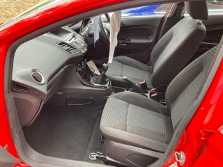/photos/12328/0e1432e5-1181-4237-a1e8-57ed30696312_i320x240.jpg
