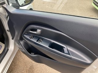 /photos/12328/9bf643d2-bd01-48fb-8a0f-a5bf1b9fbc29_i320x240.jpg